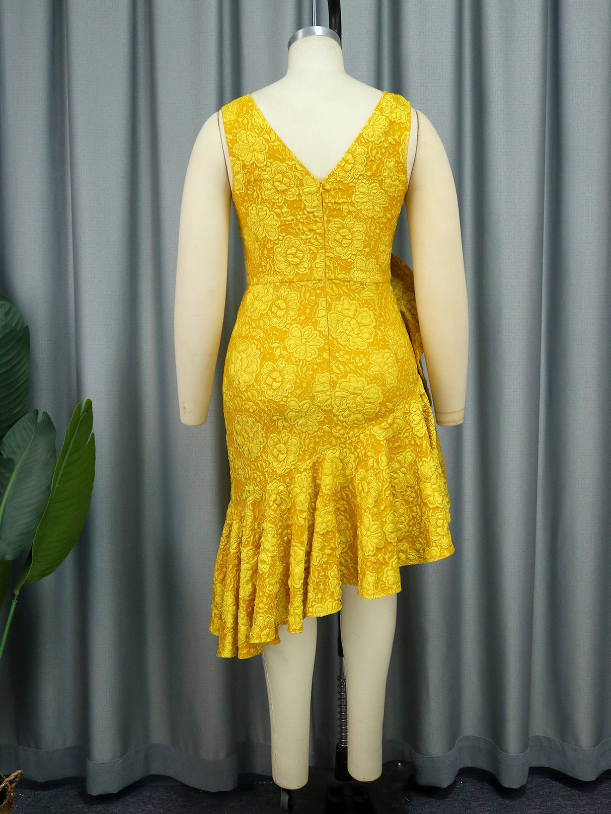 ONTINVA Luxury Party Dresses Prom Women Sleeveless Modest Brocade Jacquard Rose Flower Fish Tail Dress Birthday Date Night Out Gown