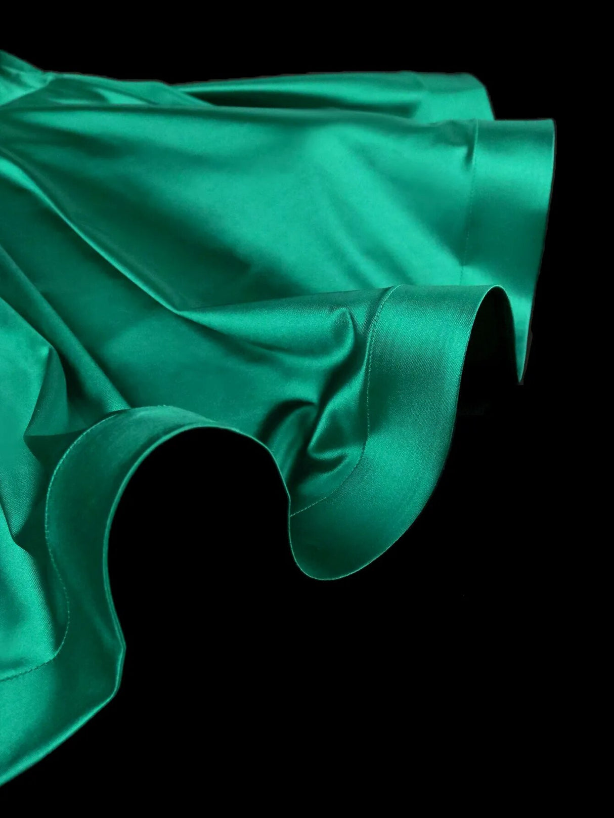 ONTINVA Green Satin Cut Out Flare Sleeve Dresses