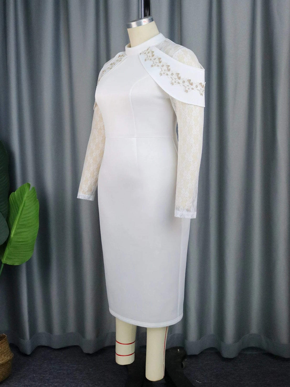 ONTINVA Elegant Party Lace See Through Sleeve Dress