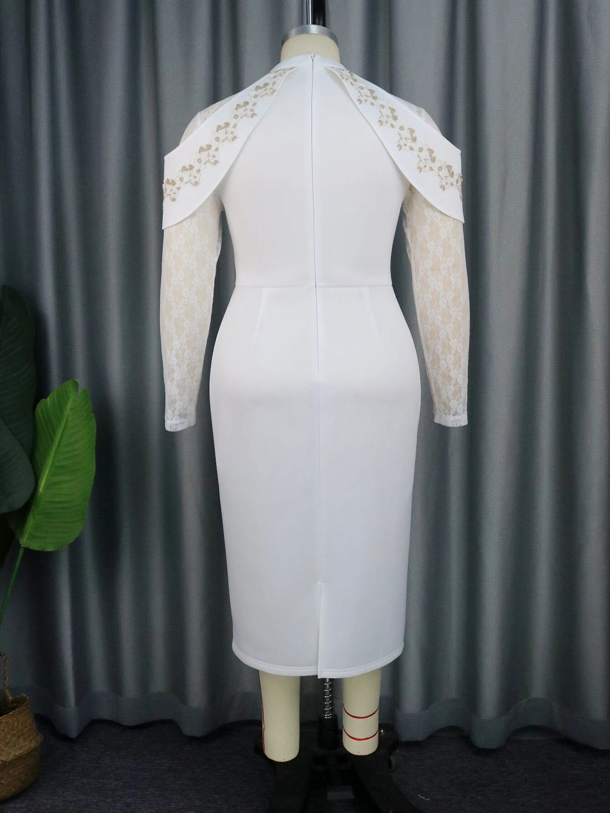 ONTINVA Elegant Party Lace See Through Sleeve Dress