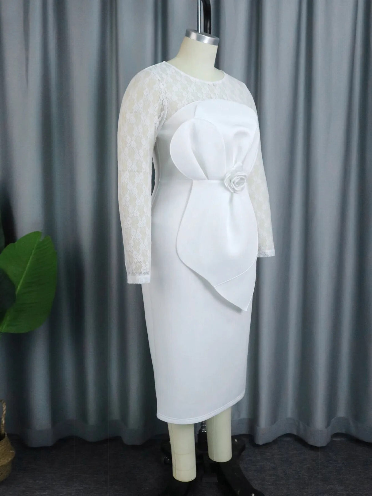 ONTINVA White Dresses Lace Long Sleeve Flower Appliques